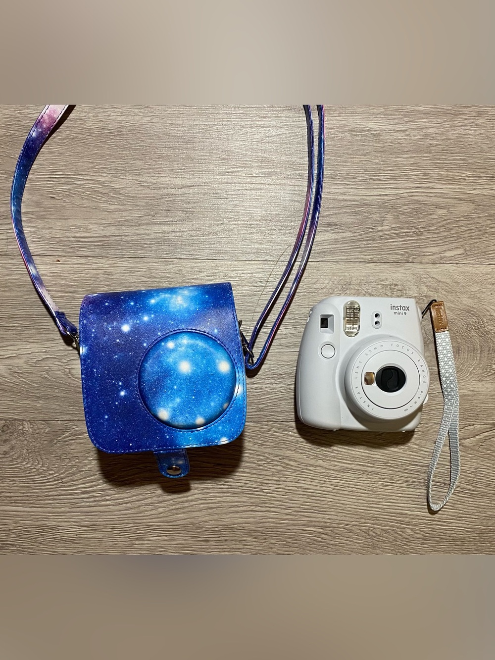 FujiFilm Instax Mini 9 + Case